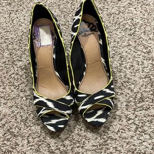 Fergalicious platform heels